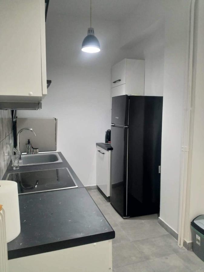 A Convenient Apartment In The Heart Of アテネ エクステリア 写真
