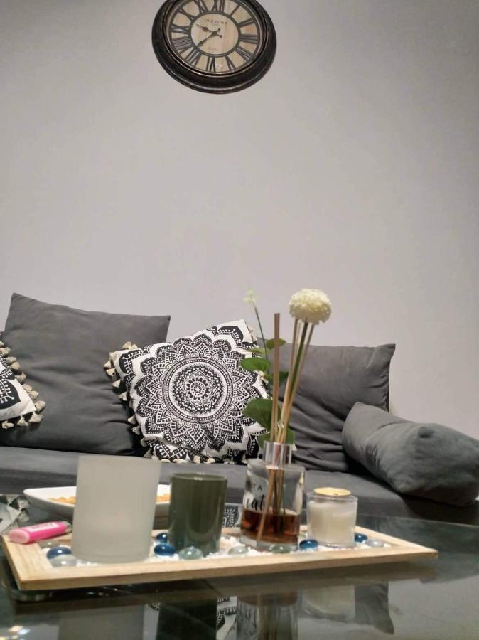 A Convenient Apartment In The Heart Of アテネ エクステリア 写真